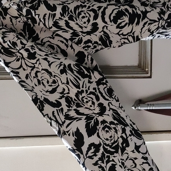 Floral shirt - Picture 2 of 3